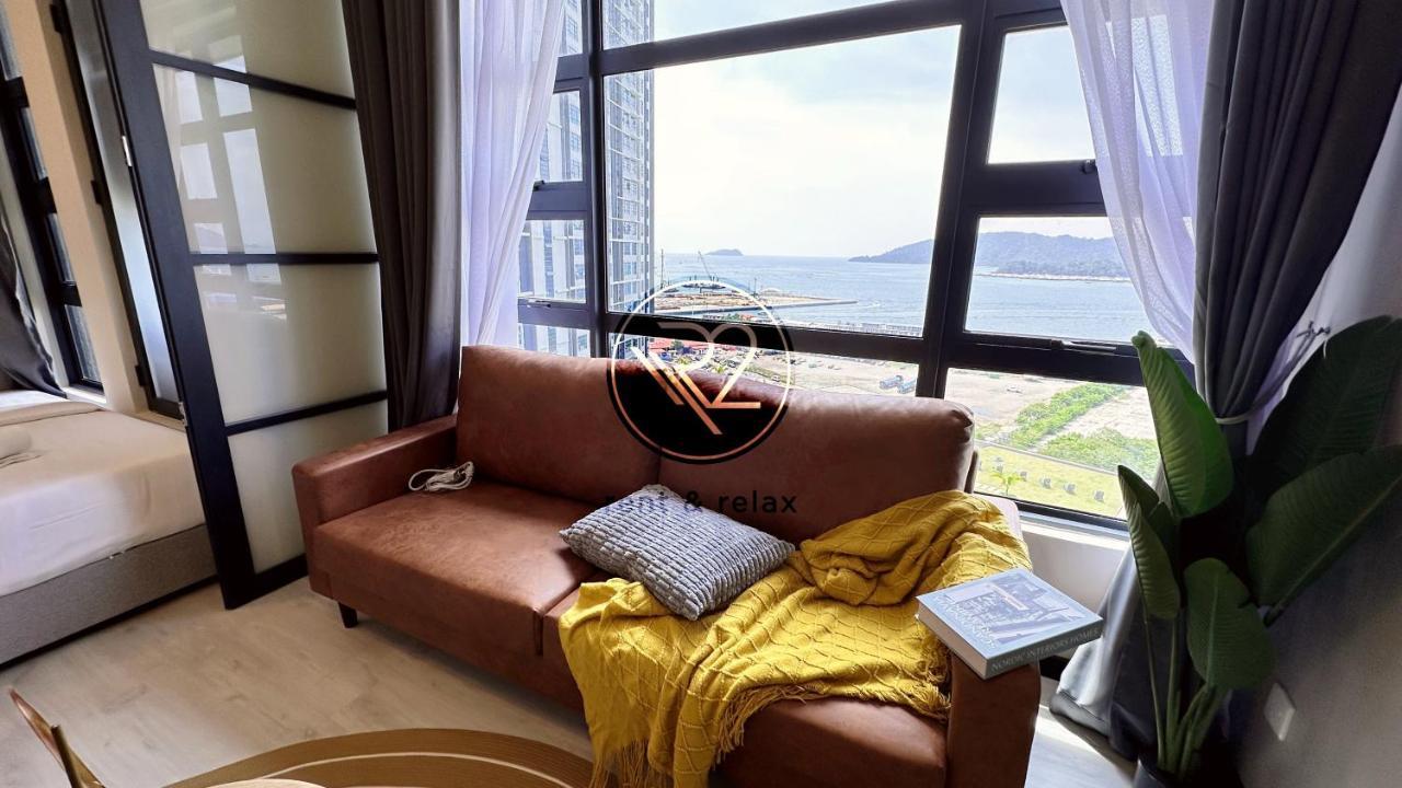Sea&Pool View Stunning Homestay, Wifi, Netflix Near Malls, Jetty, Convenient Stores Kota Kinabalu Esterno foto