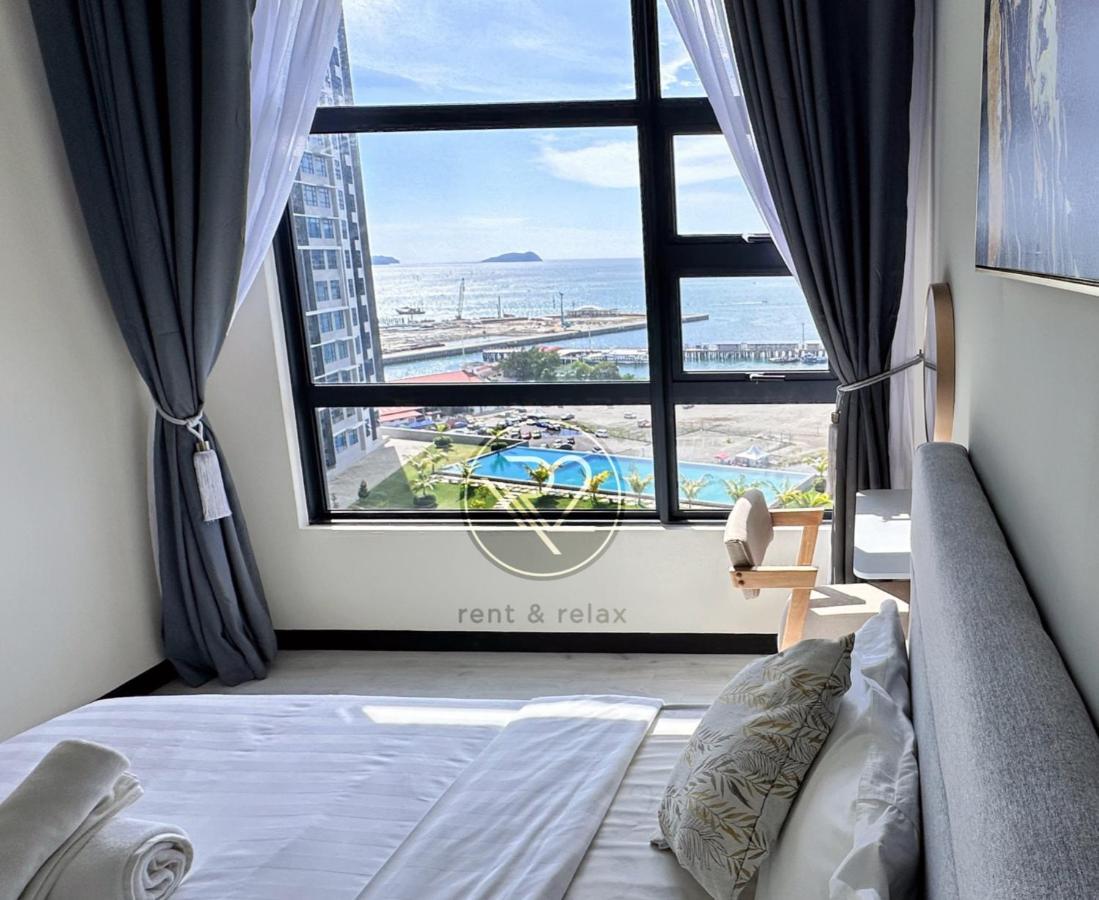 Sea&Pool View Stunning Homestay, Wifi, Netflix Near Malls, Jetty, Convenient Stores Kota Kinabalu Esterno foto